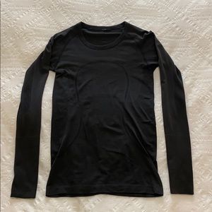 Lululemon Swiftly Tech Long Sleeve 2.0 - Size 6